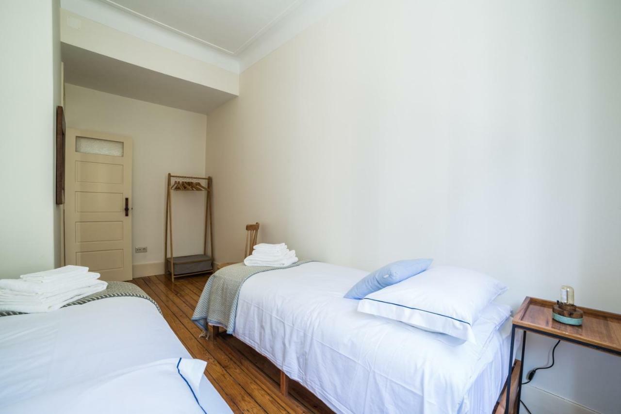Tripas-coracao, Breiner Greenhouse Apartment *